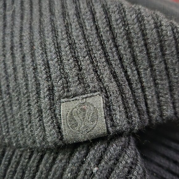 Lululemon Black Ribbed Shoulder Cashmere Blend Sweater Size L - Picture 3 of 5